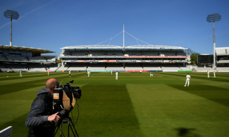Catch Every Boundary On-the-Go: TouchCric’s Mobile Live Cricket Streaming for FREE Cricket-Streaming-for-FREE
